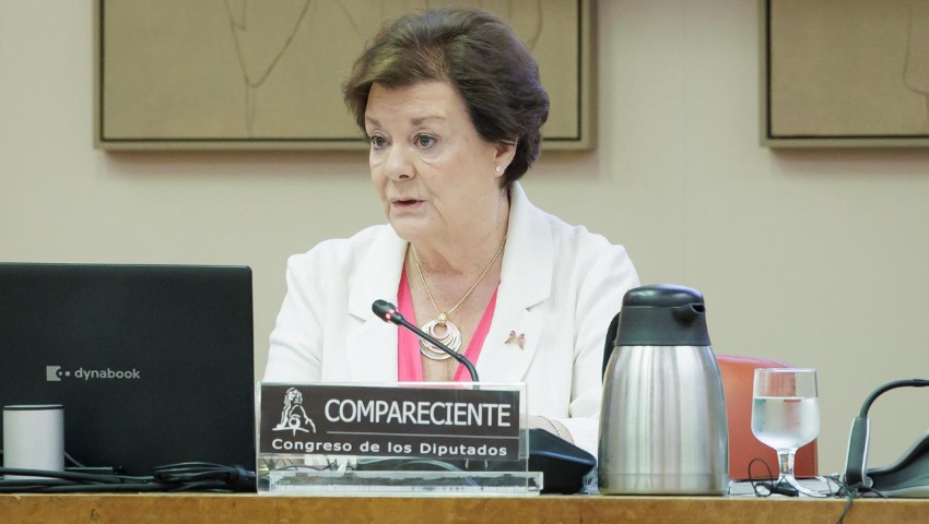 La presidenta del Tribunal de Cuentas presenta ante la Comisión Mixta varios informes sobre gestión pública, transparencia y políticas sociales