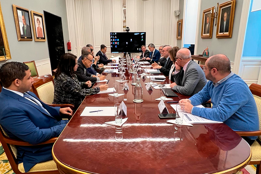 Visita del Gobierno de la República Dominicana y del Banco Interamericano de Desarrollo